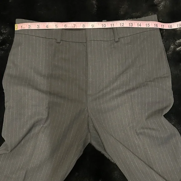ZARA Pinstripe dress pants - Picture 2 of 10